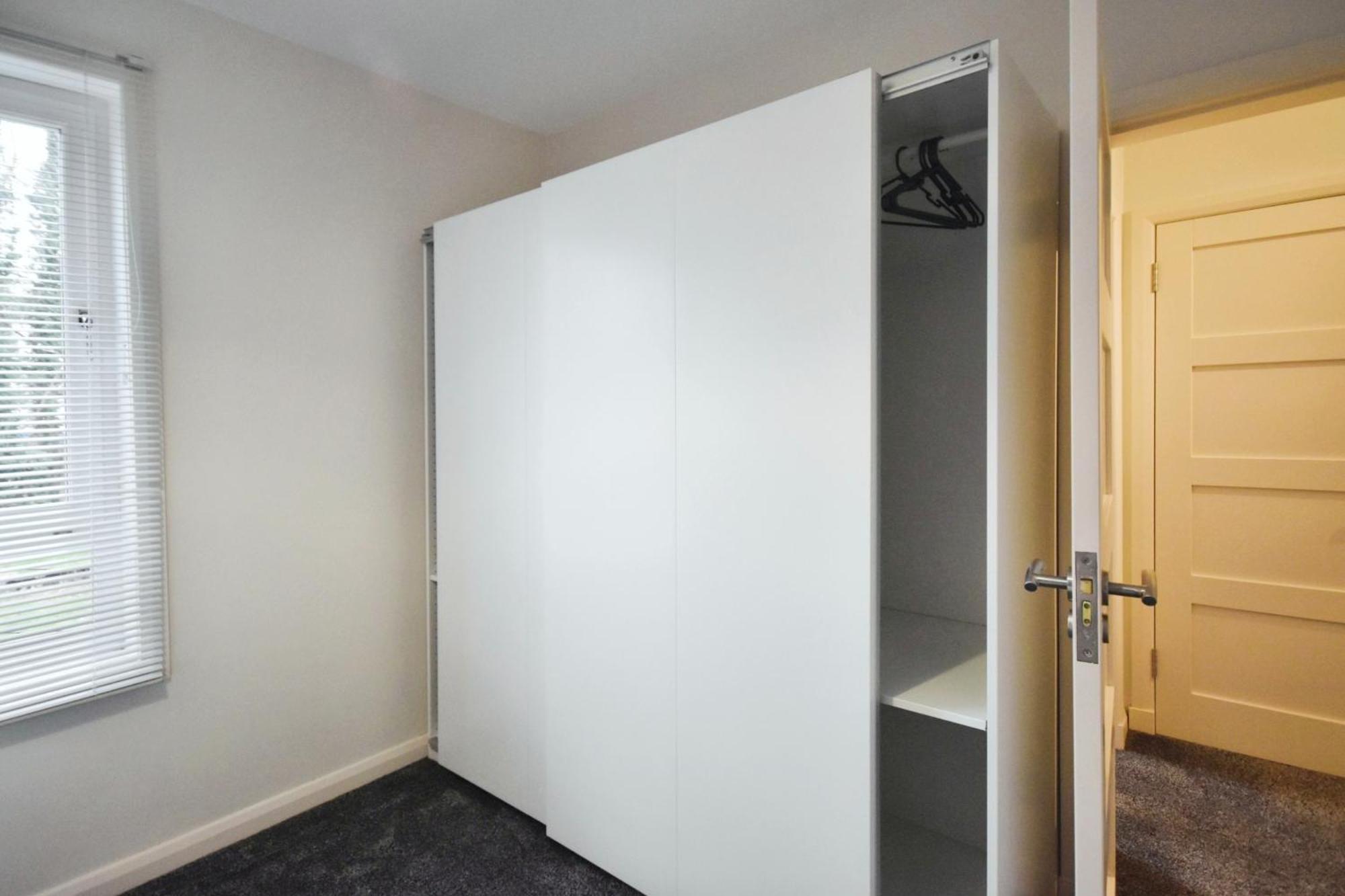 Glasgow Modern Style Home , Separate Entrance ภายนอก รูปภาพ